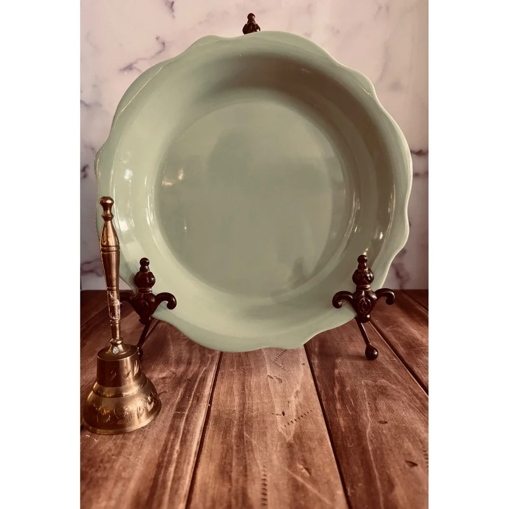 Hospitality Collection CP Sage Green Scalloped Ceramic Pie Dish Round 11 Inch